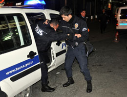 Beyoğlu'nda polis ekipleri kaza yaptı