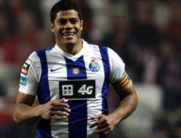 Hulk'tan mermi gibi gol Hulk'tan mermi gibi gol