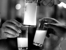 'Rakı'ya birincilik ödülü! 'Rakı'ya birincilik ödülü!